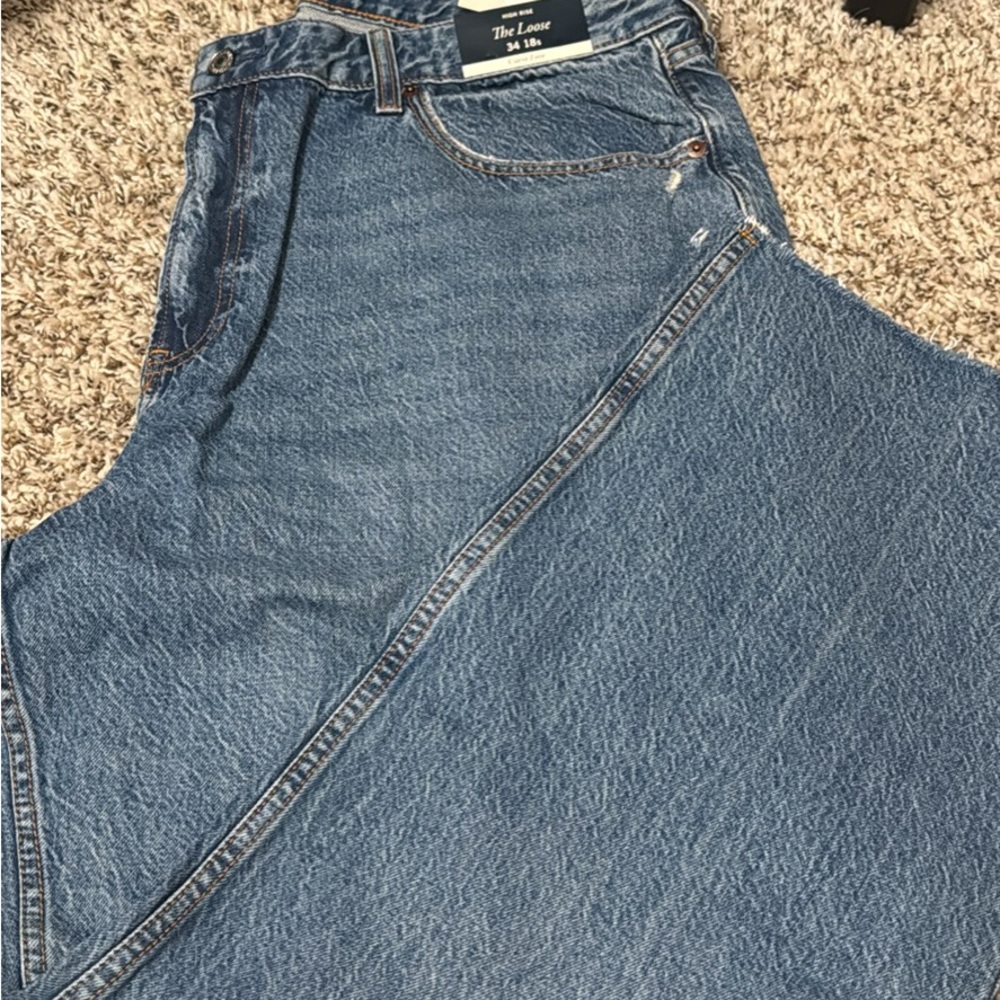 Abercrombie NWT Curve Love HR Jean 18/34